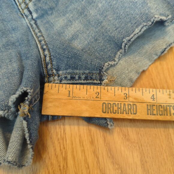 H&M Denim Jean Shorts Womens 4 Blue Cutoff Medium Wash Distressed Summer - Picture 4 of 6